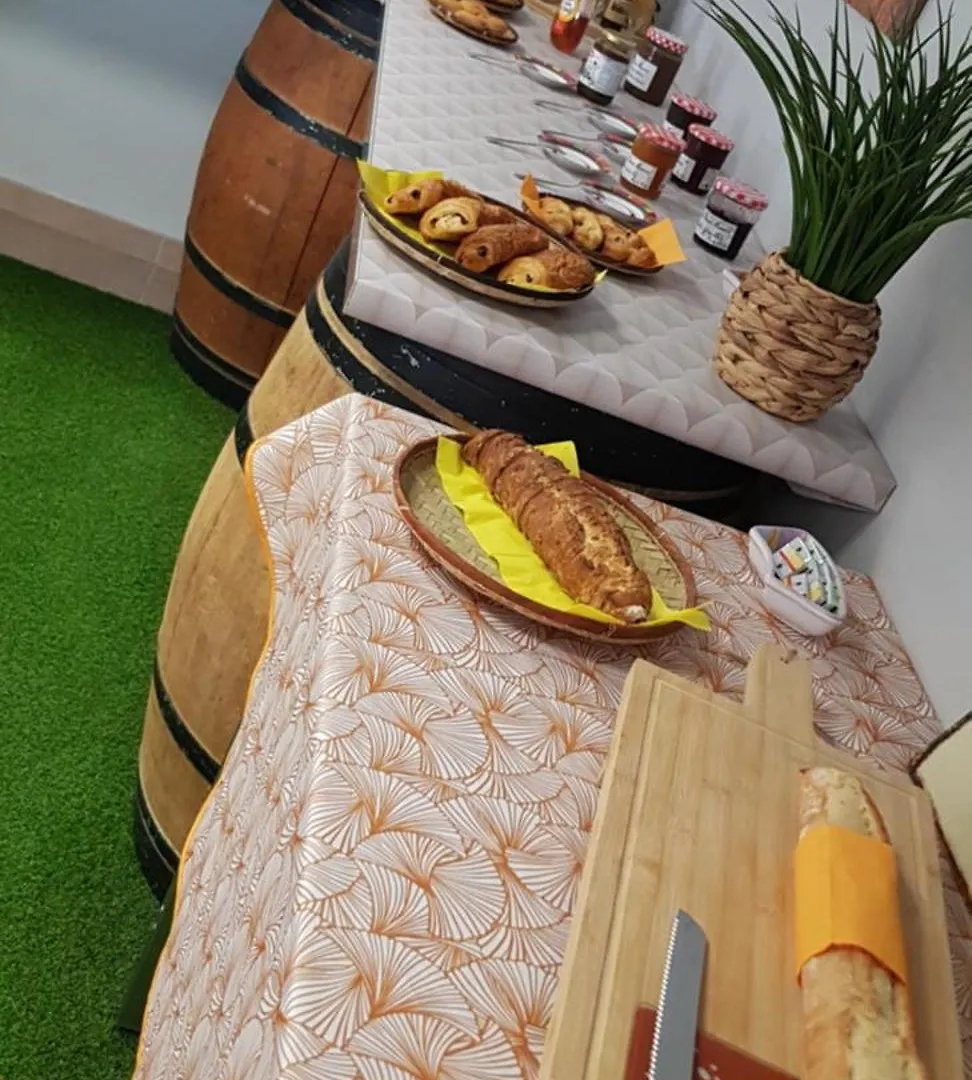 Hotel Tikazela - Escale Tournon-Sur-Rhone