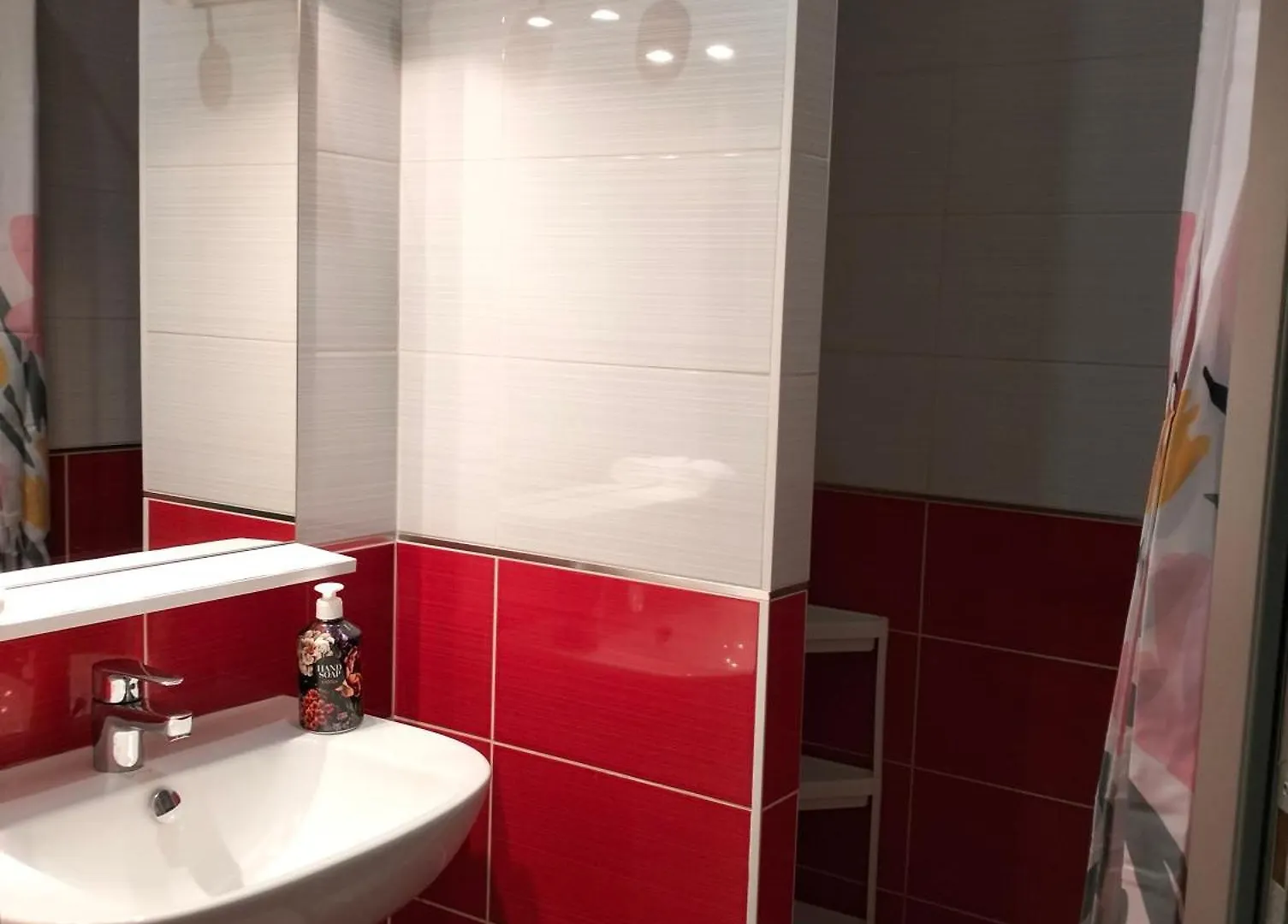 Hotel Tikazela - Escale Tournon-Sur-Rhone