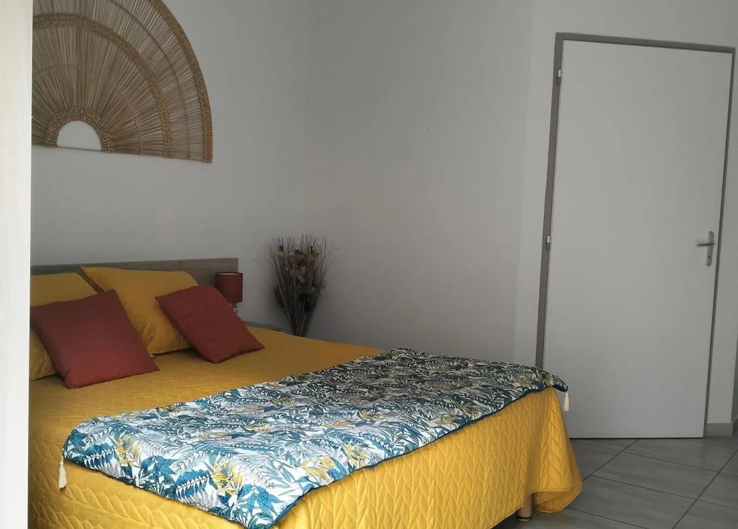Hotel Tikazela - Escale Tournon-Sur-Rhone